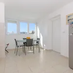 Spacious Neven Near Center, With Two Ac Units Апартаменты *