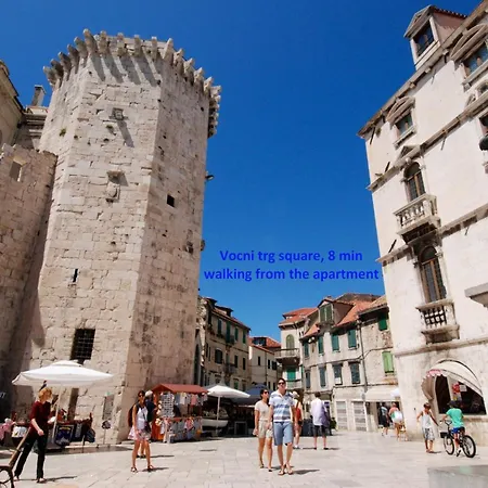 Διαμέρισμα Spacious Neven Near Center, With Two Ac Units Σπλιτ